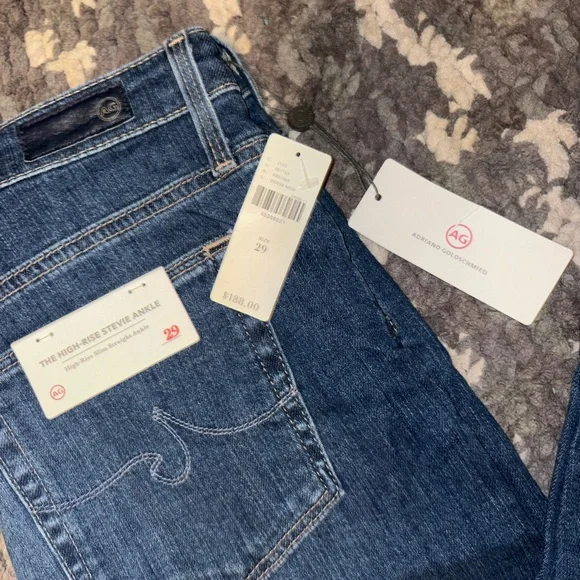 *NWT* AG Adriano Goldschmied Classic Blue Straight Leg Jeans - sz29R (P22) - Picture 2 of 5